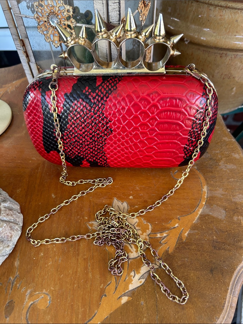 Vintage Red Snake-Embossed Spike Knuckle Clutch Crossbody. - Picture 6 of 12